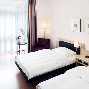 Classic Twin Room